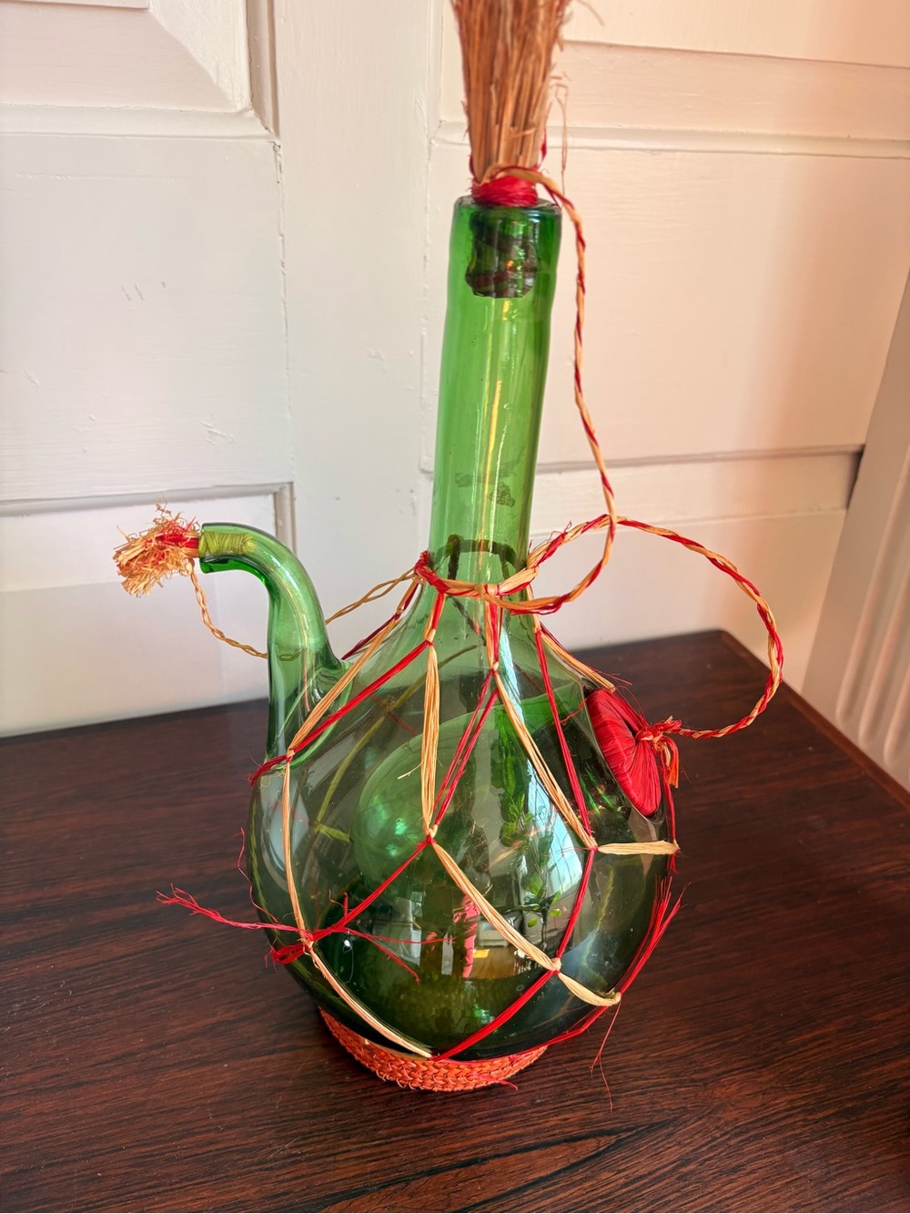 Vtg 1960s Italian Green Glass Wine Decanter Ice Chiller Porron All Straw intact